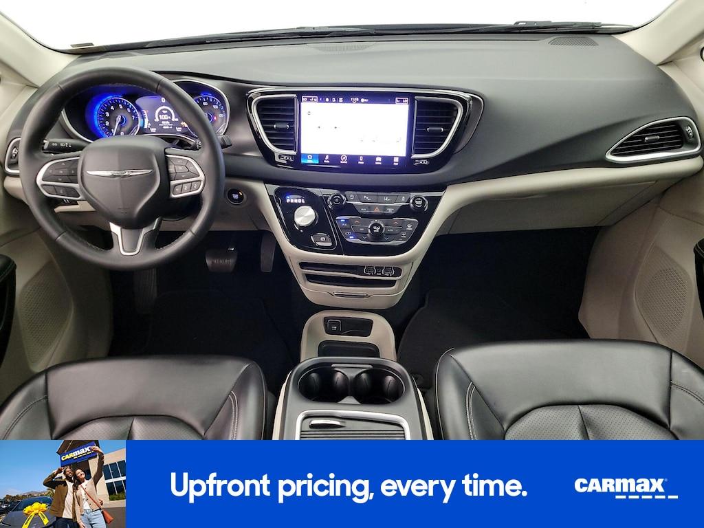 used 2023 Chrysler Pacifica car, priced at $24,998
