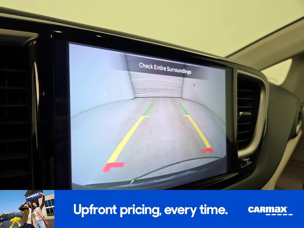 used 2024 Chrysler Pacifica car, priced at $23,998