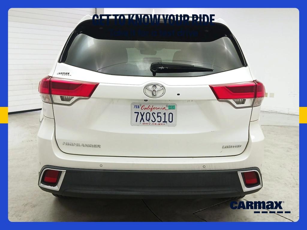used 2017 Toyota Highlander car, priced at $27,998
