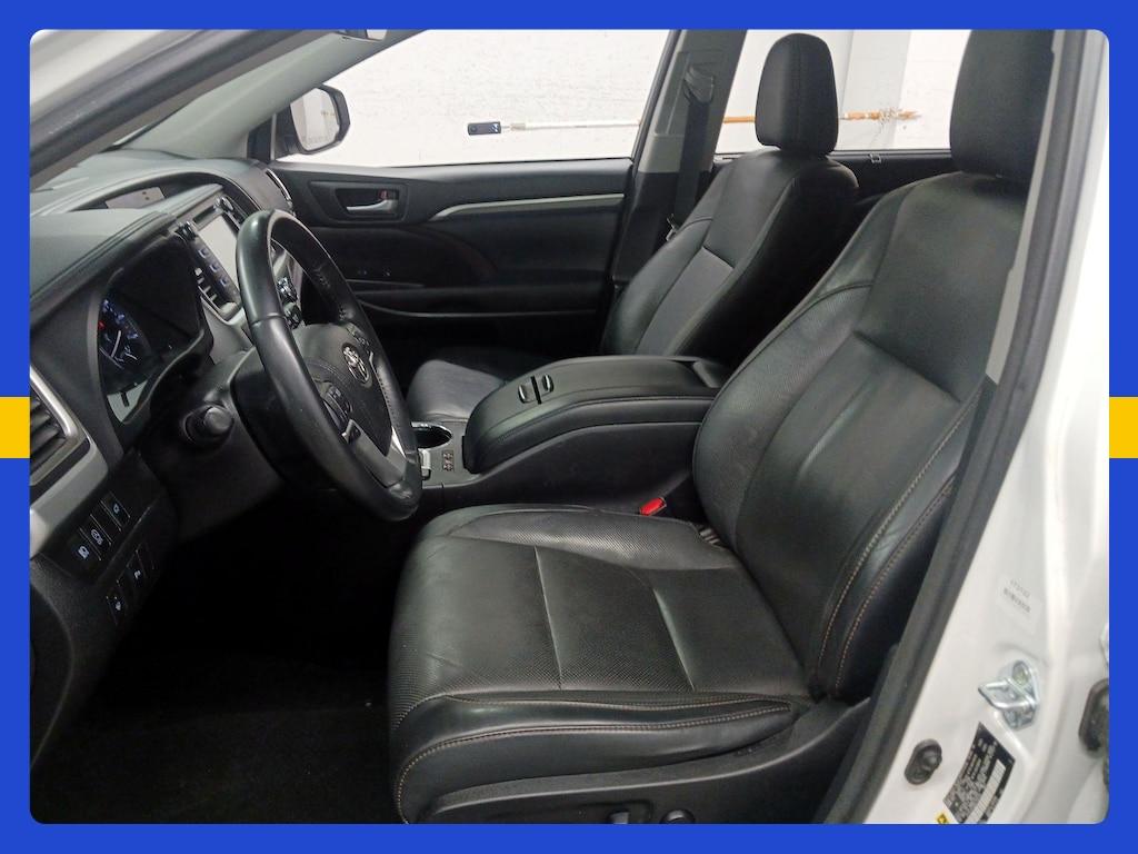 used 2017 Toyota Highlander car, priced at $27,998