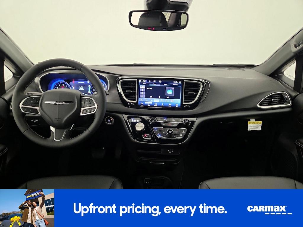 used 2026 Chrysler Pacifica car, priced at $36,998