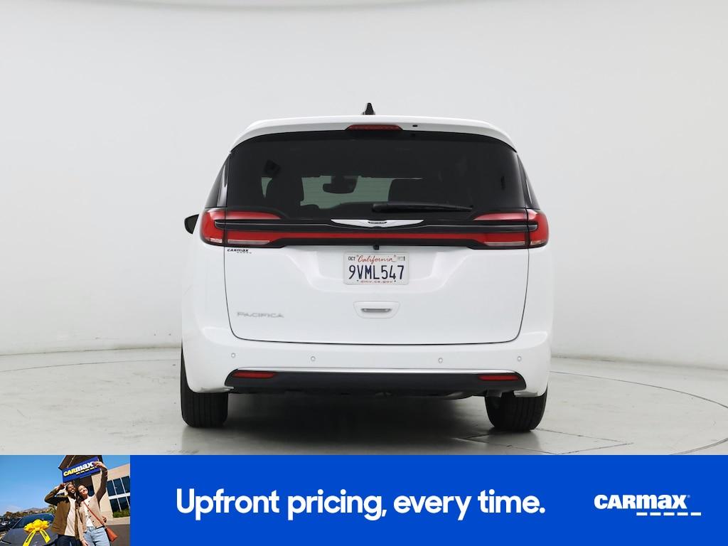 used 2026 Chrysler Pacifica car, priced at $36,998