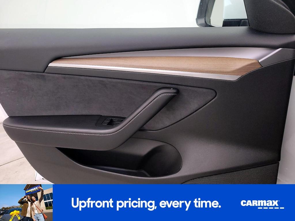 used 2023 Tesla Model 3 car, priced at $32,998