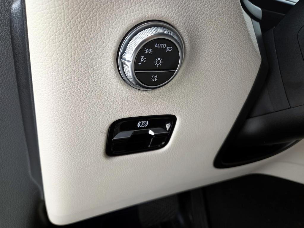 used 2024 Mercedes-Benz GLC 300 car, priced at $38,998