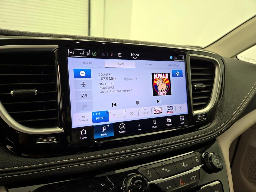 used 2024 Chrysler Pacifica car, priced at $30,998