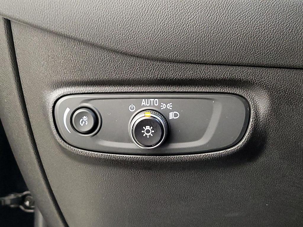 used 2023 Chevrolet Equinox car, priced at $18,998