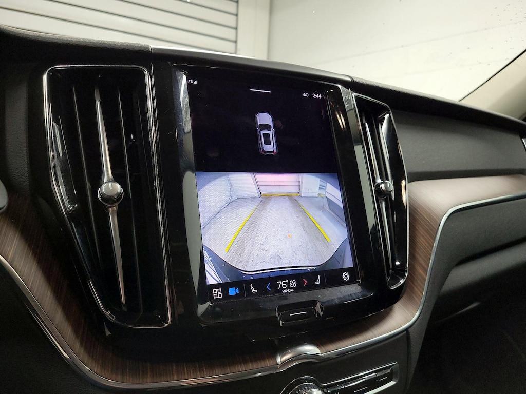 used 2022 Volvo XC60 Recharge Plug-In Hybrid car, priced at $31,998