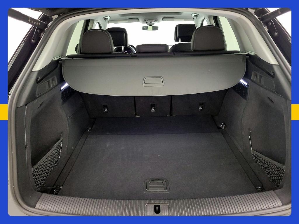 Audi Q5 view 24