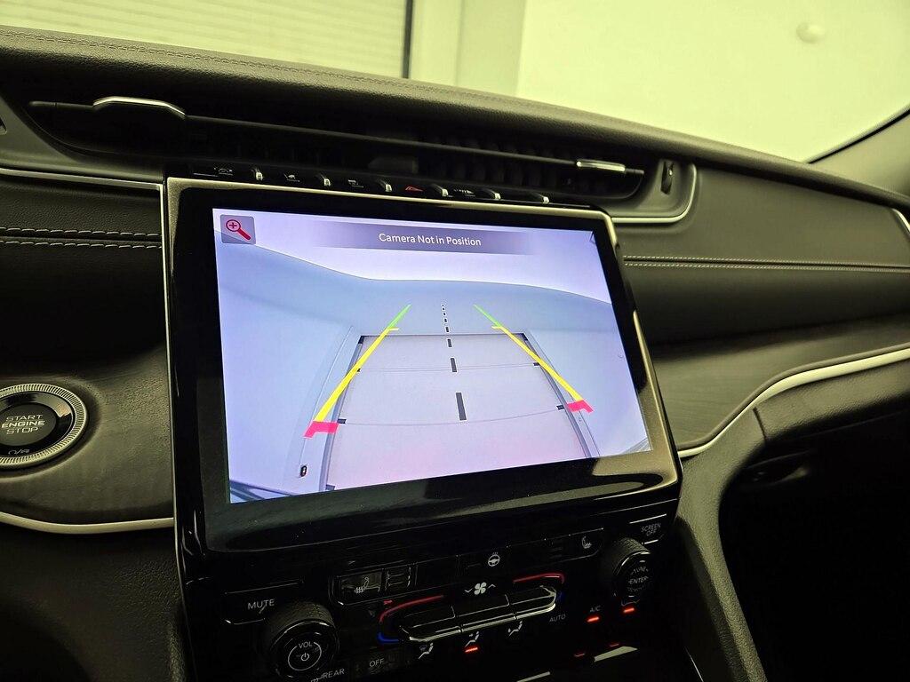 used 2022 Jeep Grand Cherokee car, priced at $29,998