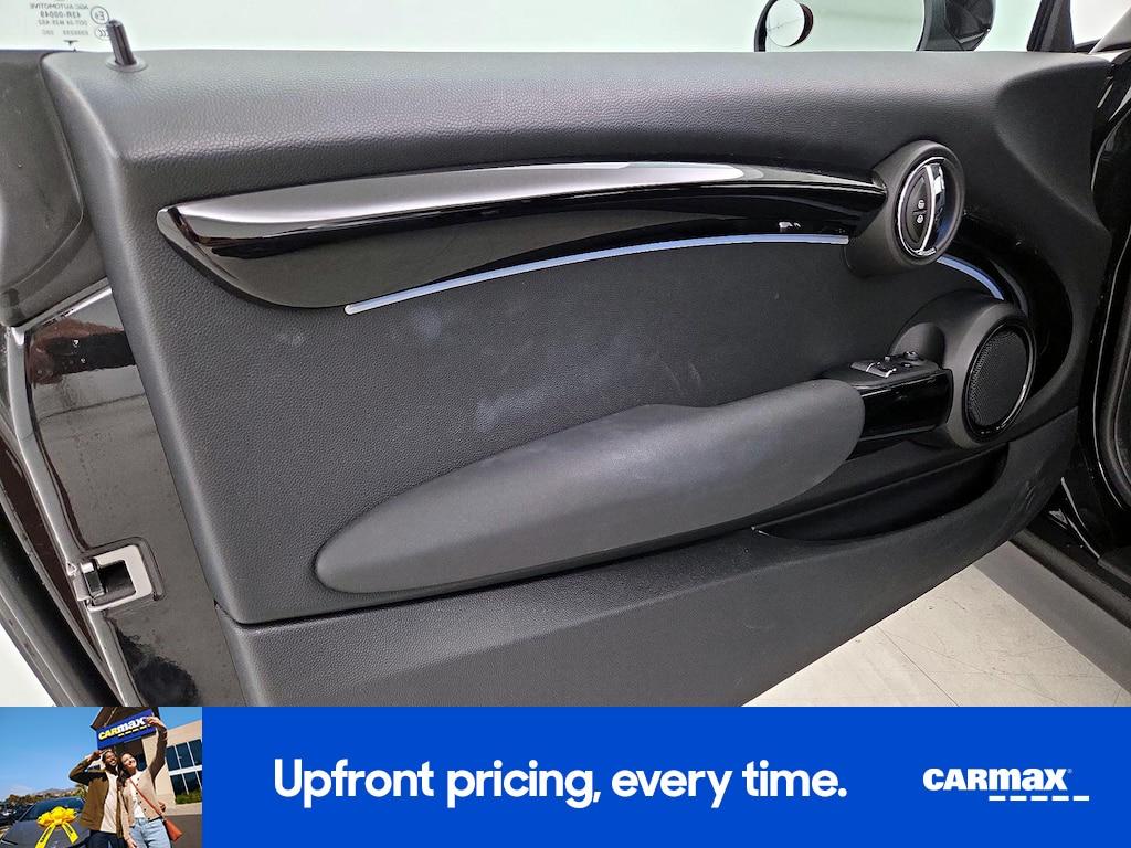 used 2023 MINI Hardtop car, priced at $24,998
