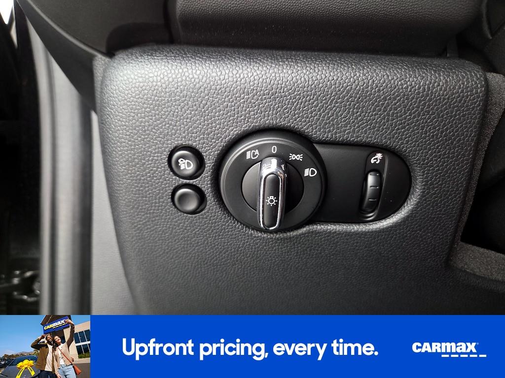 used 2023 MINI Hardtop car, priced at $24,998