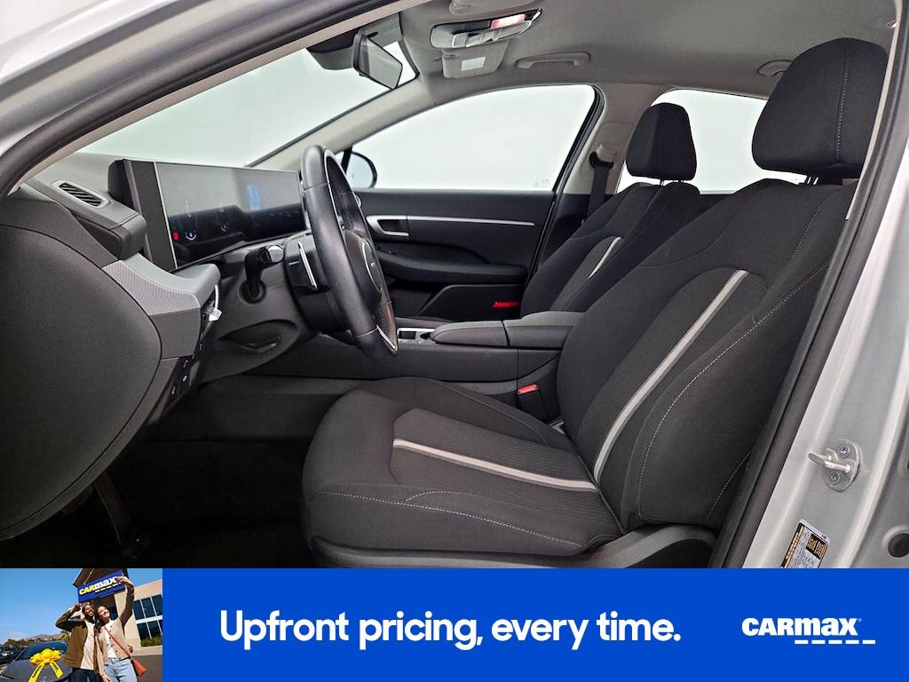 used 2025 Hyundai Sonata Hybrid car, priced at $26,998
