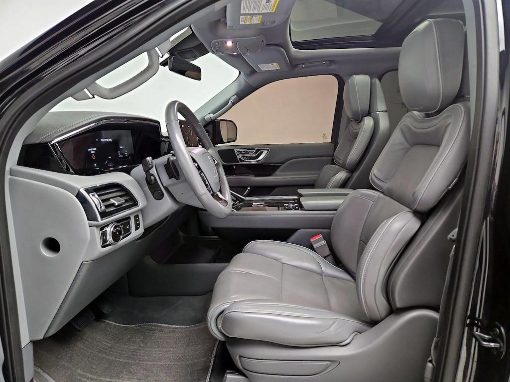 used 2019 Lincoln Navigator car, priced at $37,998