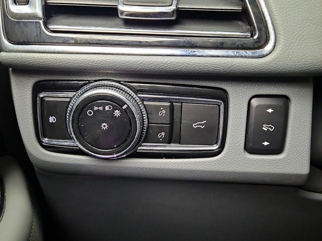 used 2019 Lincoln Navigator car, priced at $37,998