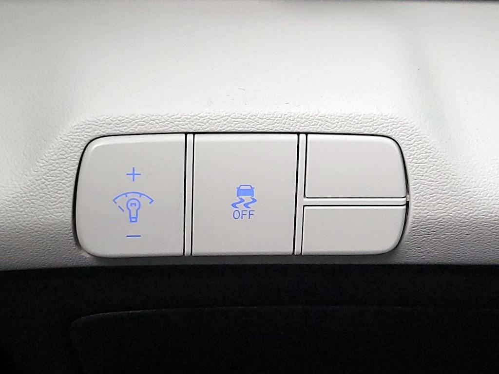 used 2025 Hyundai Elantra car, priced at $24,998