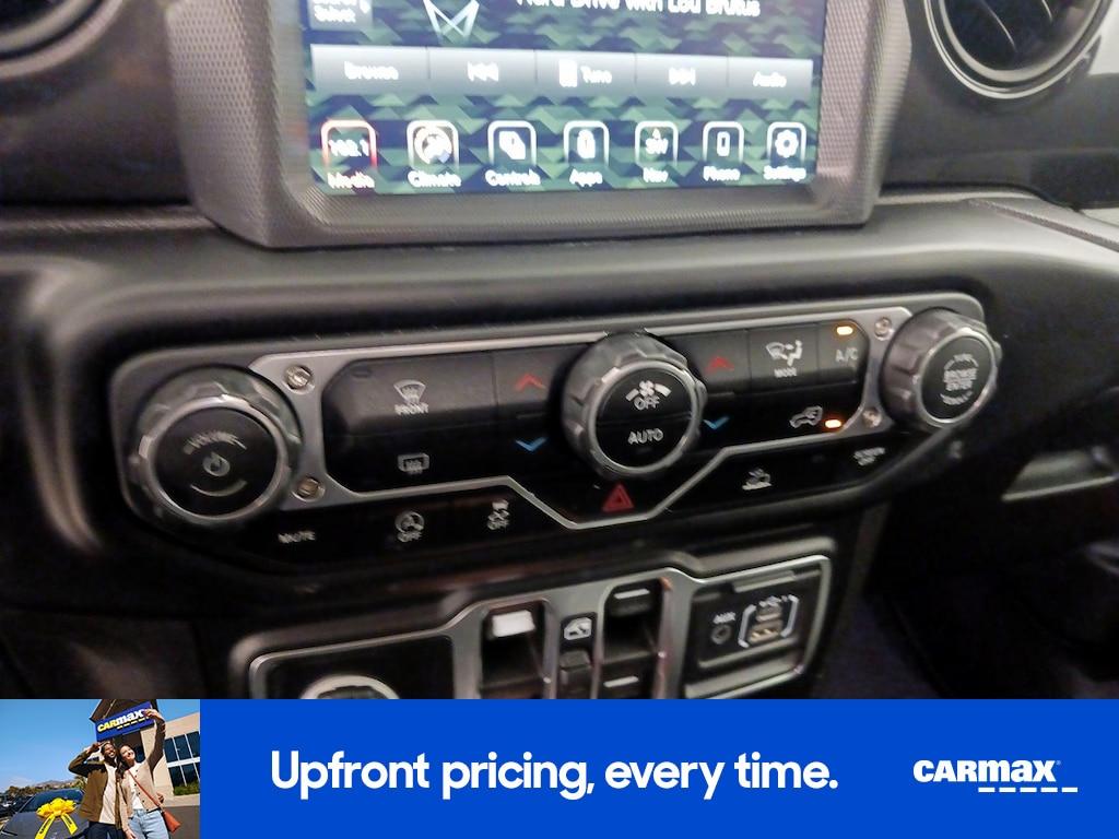 used 2022 Jeep Gladiator car, priced at $30,998