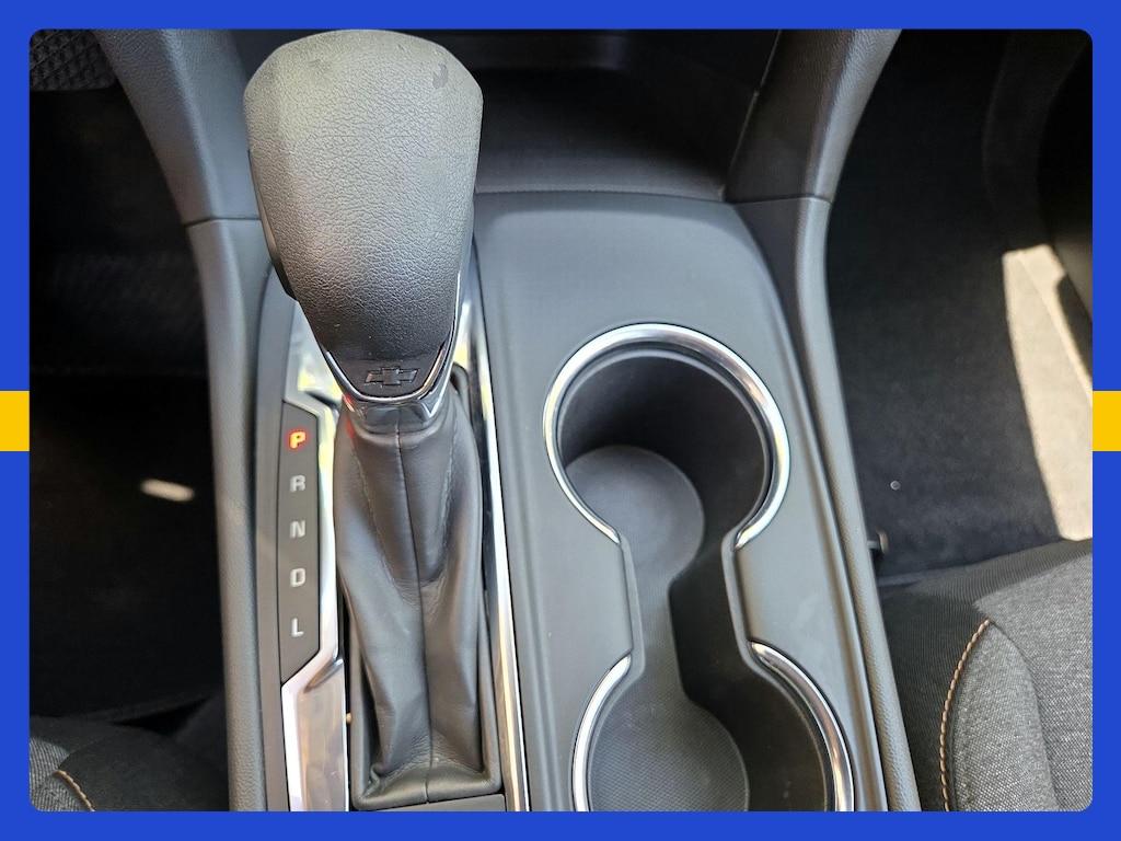 used 2023 Chevrolet Equinox car, priced at $18,998