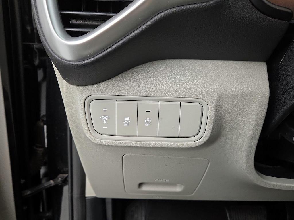 used 2023 Kia Soul car, priced at $16,998