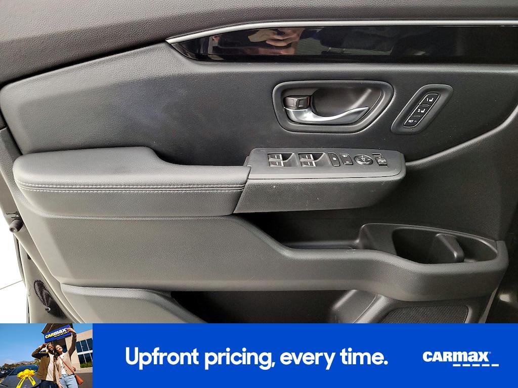 used 2023 Honda Pilot car, priced at $38,998