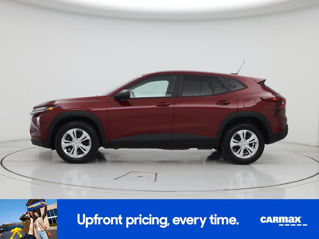 used 2025 Chevrolet Trax car, priced at $22,998