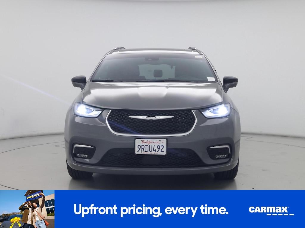 used 2024 Chrysler Pacifica car, priced at $41,998