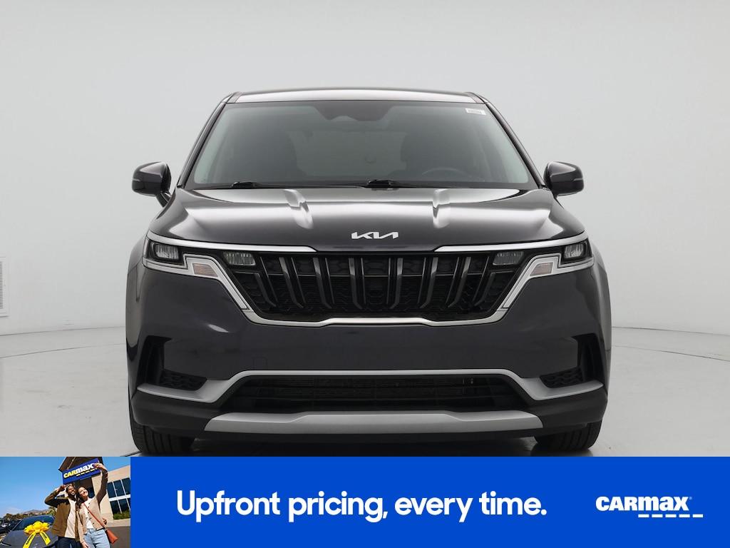 used 2024 Kia Carnival car, priced at $30,998
