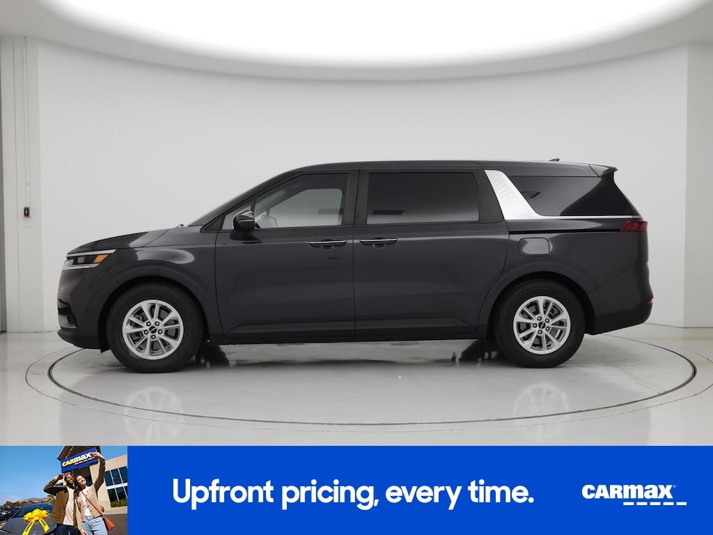 used 2024 Kia Carnival car, priced at $30,998