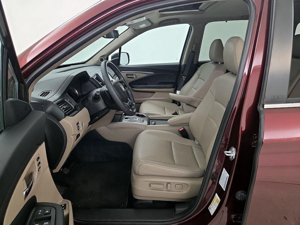 used 2022 Honda Pilot car, priced at $32,998