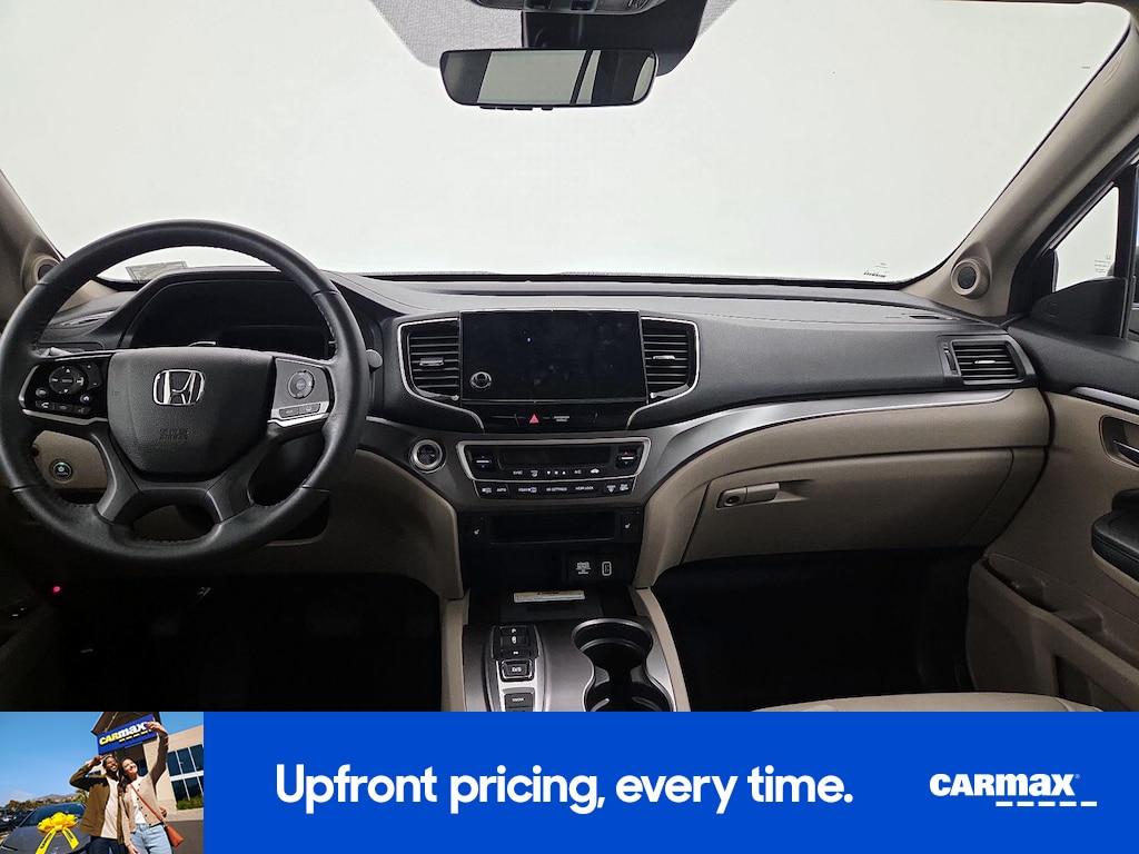 used 2022 Honda Pilot car, priced at $32,998