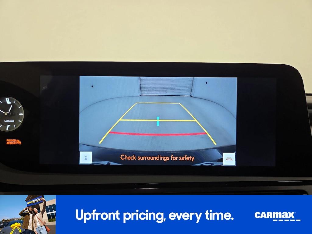 used 2025 Lexus ES 350 car, priced at $45,998