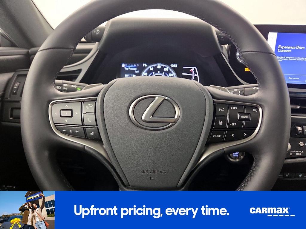 used 2025 Lexus ES 350 car, priced at $45,998