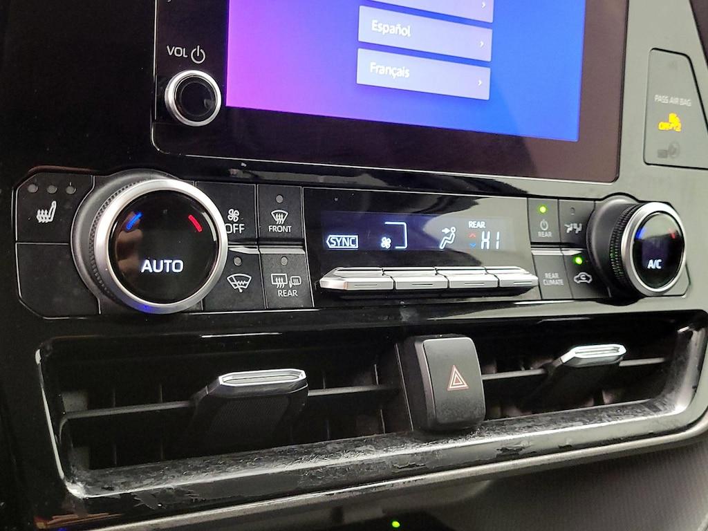 used 2023 Toyota Highlander car, priced at $33,998