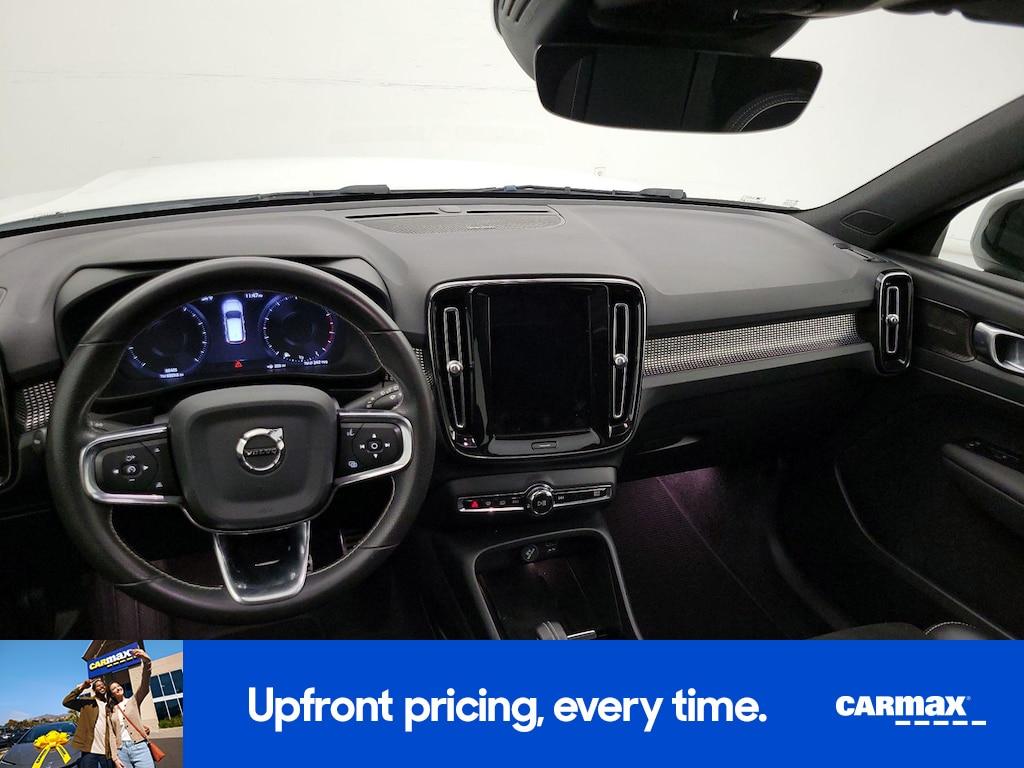 used 2021 Volvo XC40 car, priced at $20,998