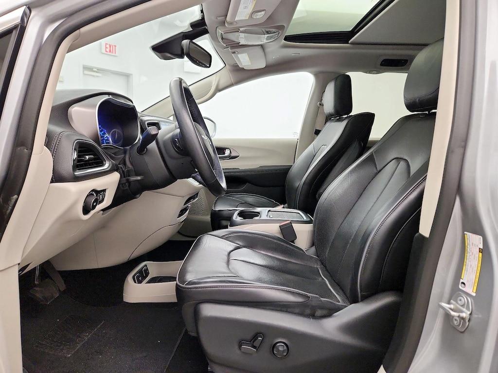 used 2018 Chrysler Pacifica Hybrid car, priced at $26,998