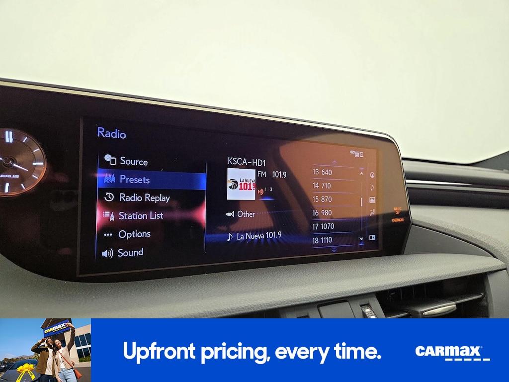 used 2019 Lexus ES 300h car, priced at $35,998