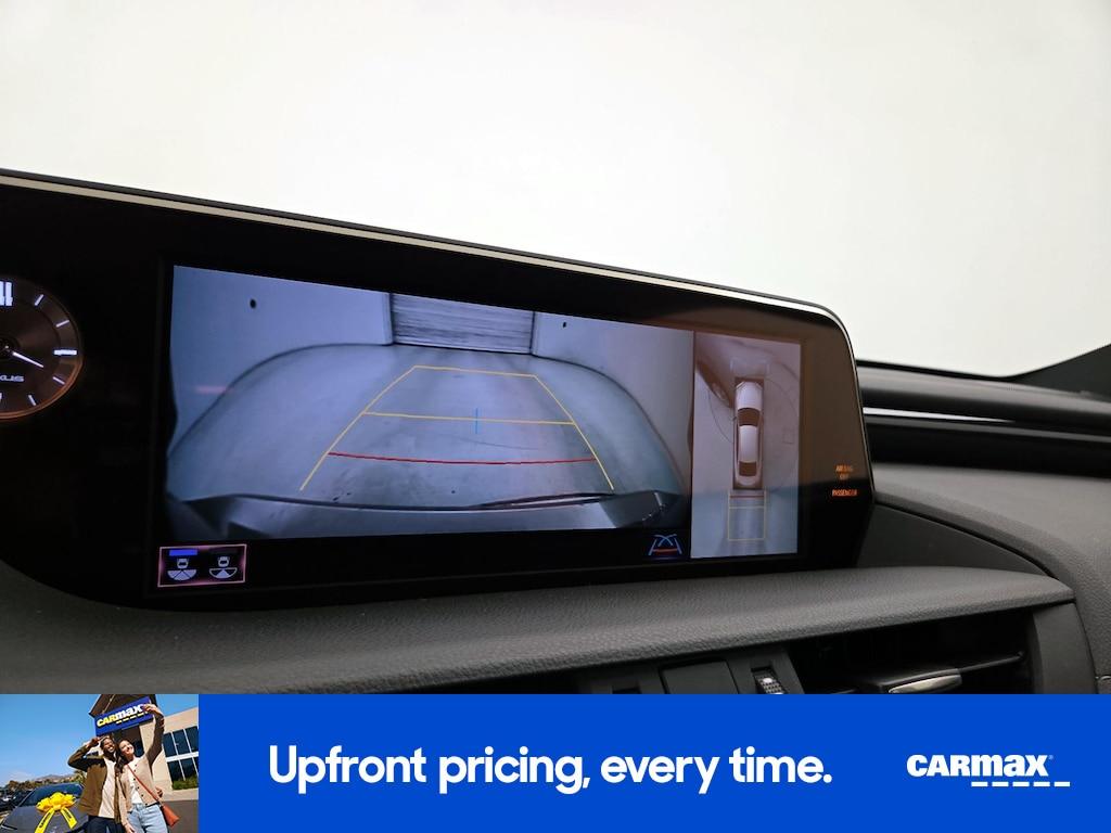 used 2019 Lexus ES 300h car, priced at $35,998
