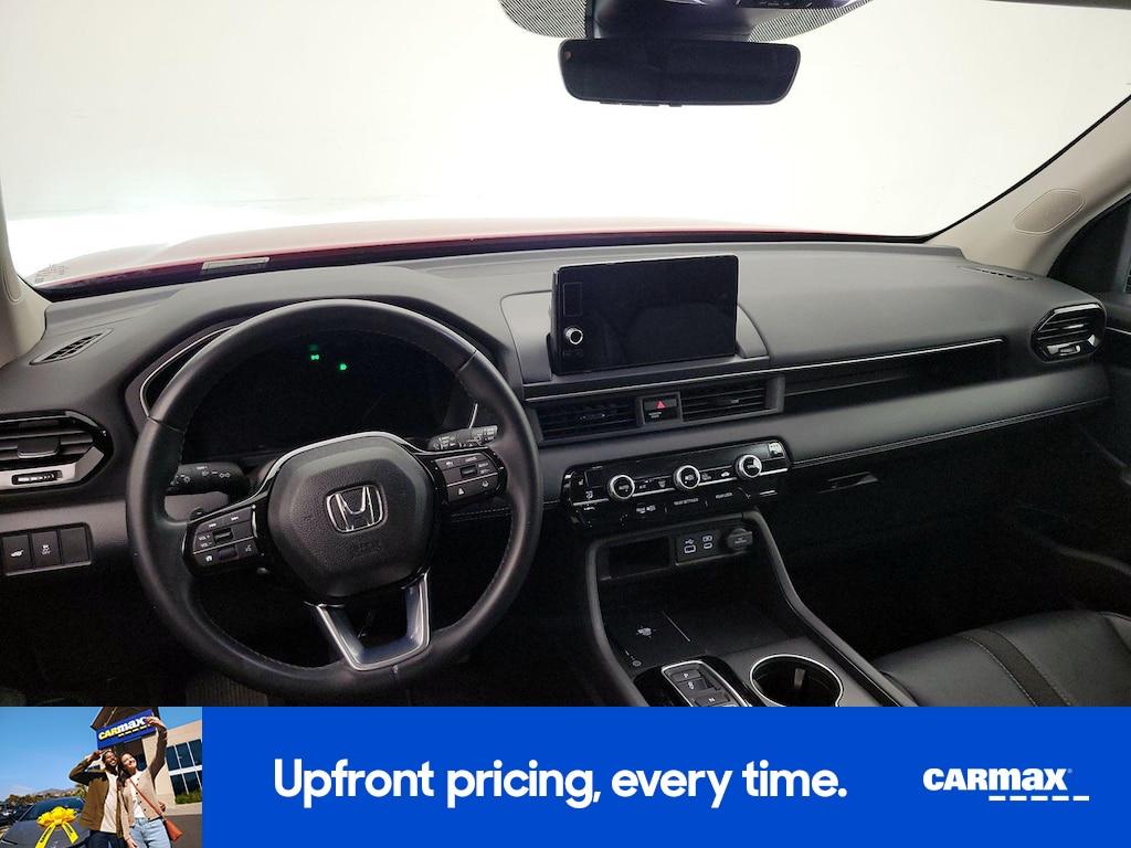 used 2025 Honda Pilot car, priced at $40,998