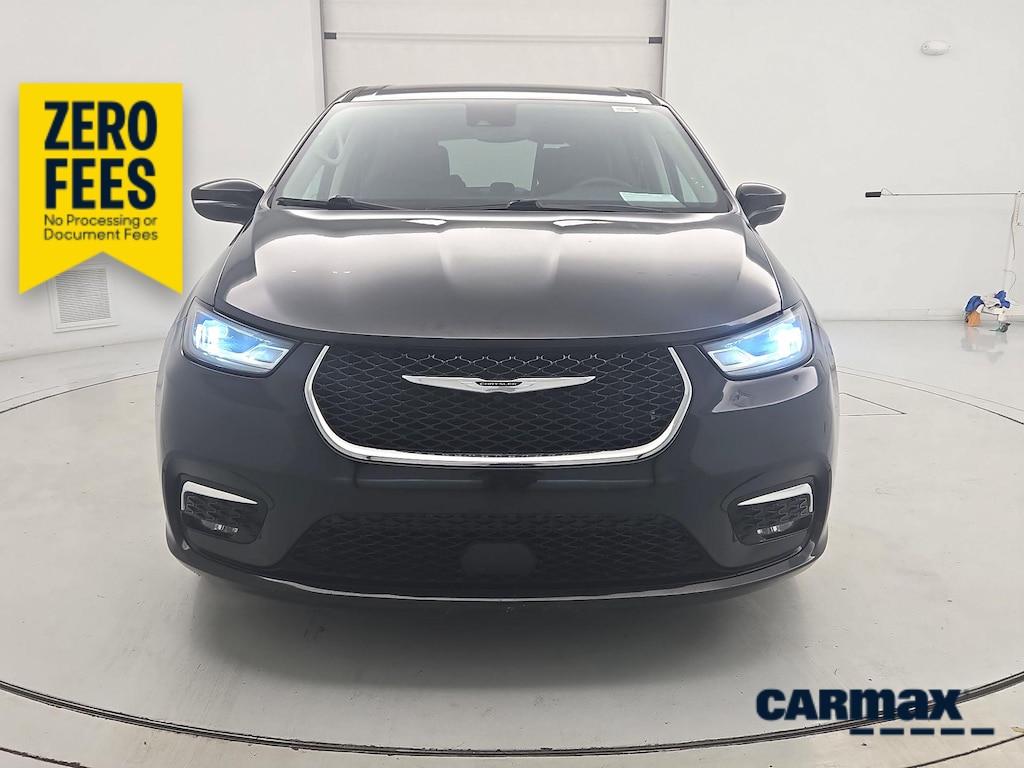 used 2023 Chrysler Pacifica car, priced at $22,998