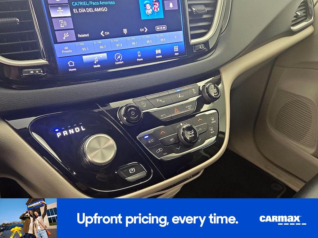 used 2023 Chrysler Pacifica car, priced at $22,998