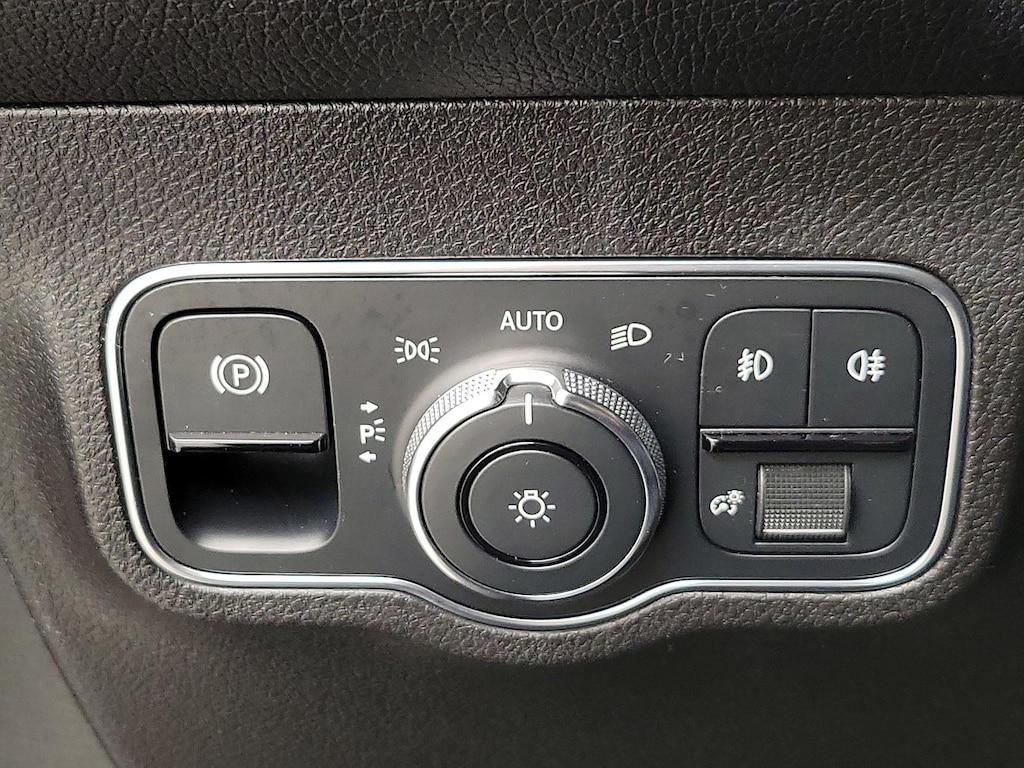 used 2021 Mercedes-Benz GLB 250 car, priced at $22,998