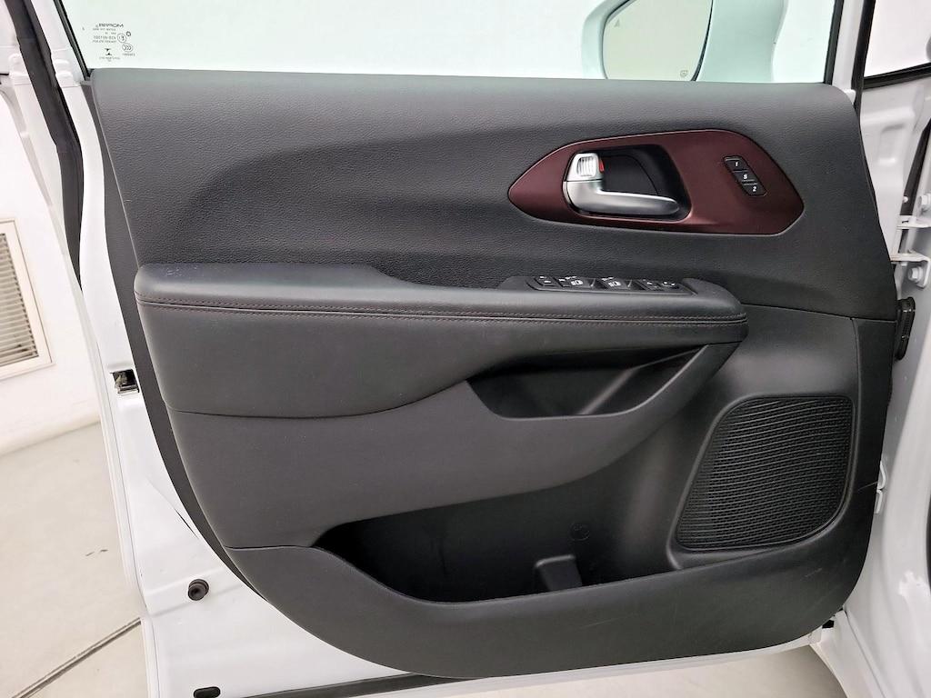 used 2019 Chrysler Pacifica car, priced at $24,998