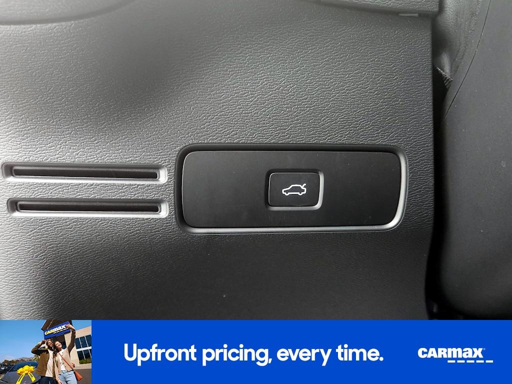 used 2025 Volvo XC40 car, priced at $33,998