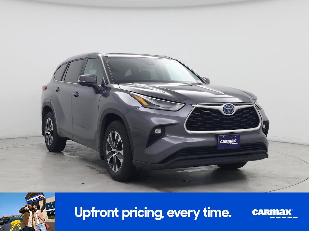 used 2023 Toyota Highlander Hybrid car, priced at $42,998