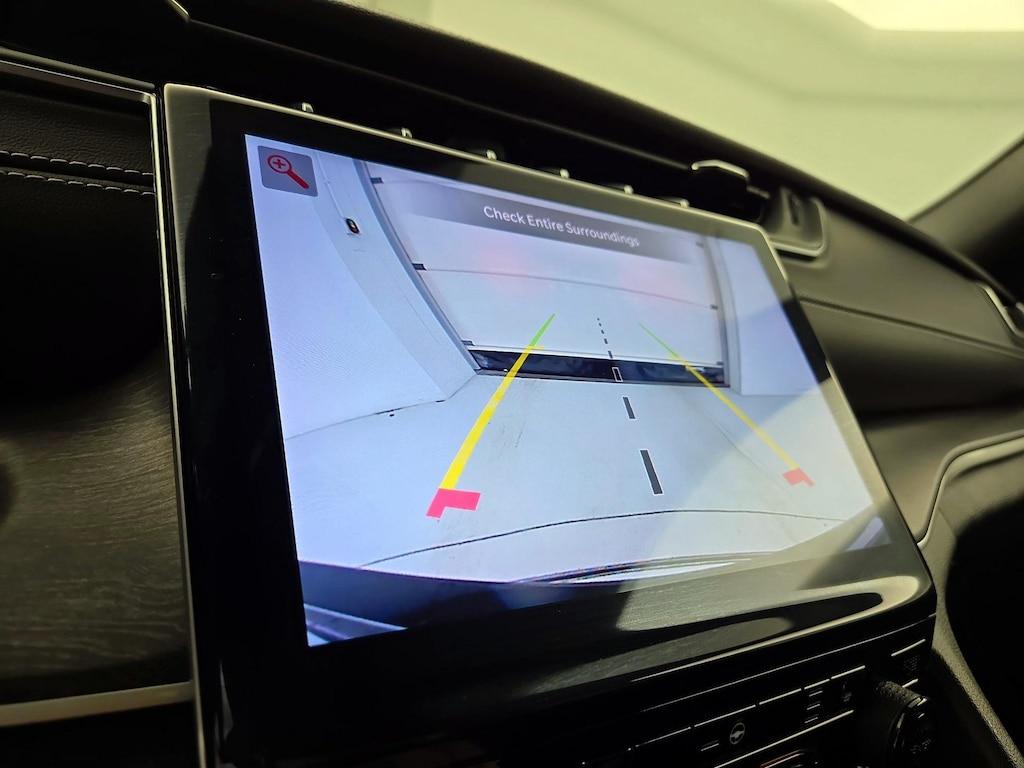 used 2024 Jeep Grand Cherokee car, priced at $37,998