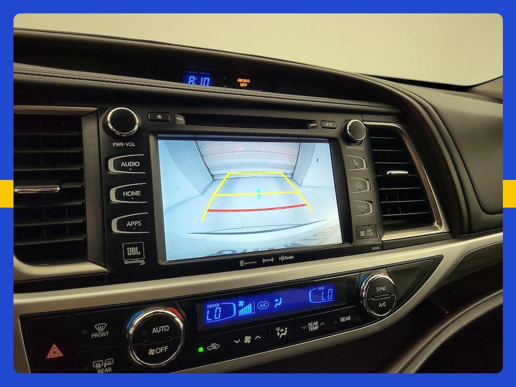 used 2018 Toyota Highlander car, priced at $30,998