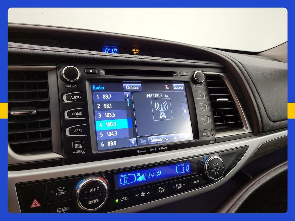used 2018 Toyota Highlander car, priced at $30,998