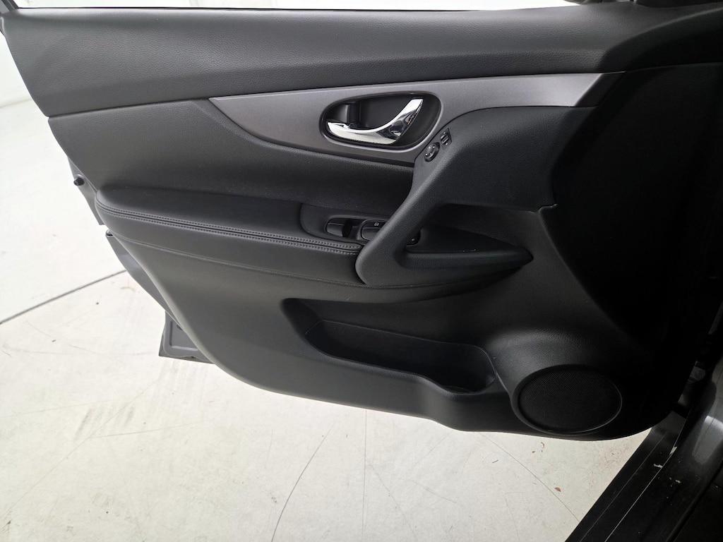 used 2015 Nissan Rogue car, priced at $13,599