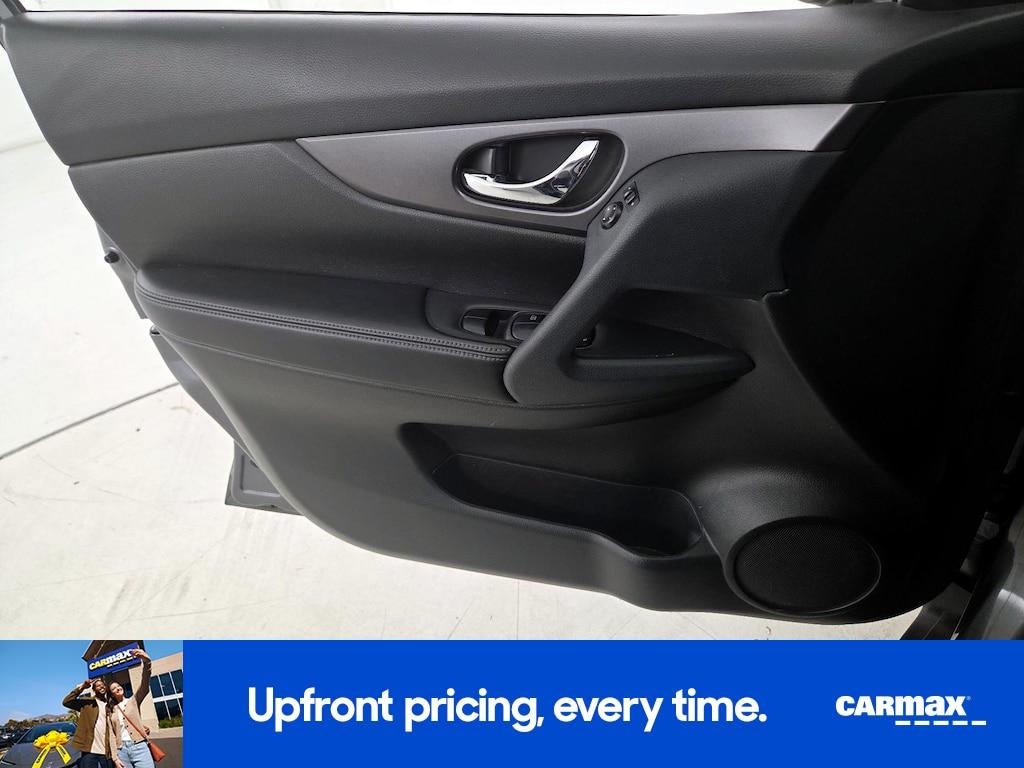 used 2015 Nissan Rogue car, priced at $13,599