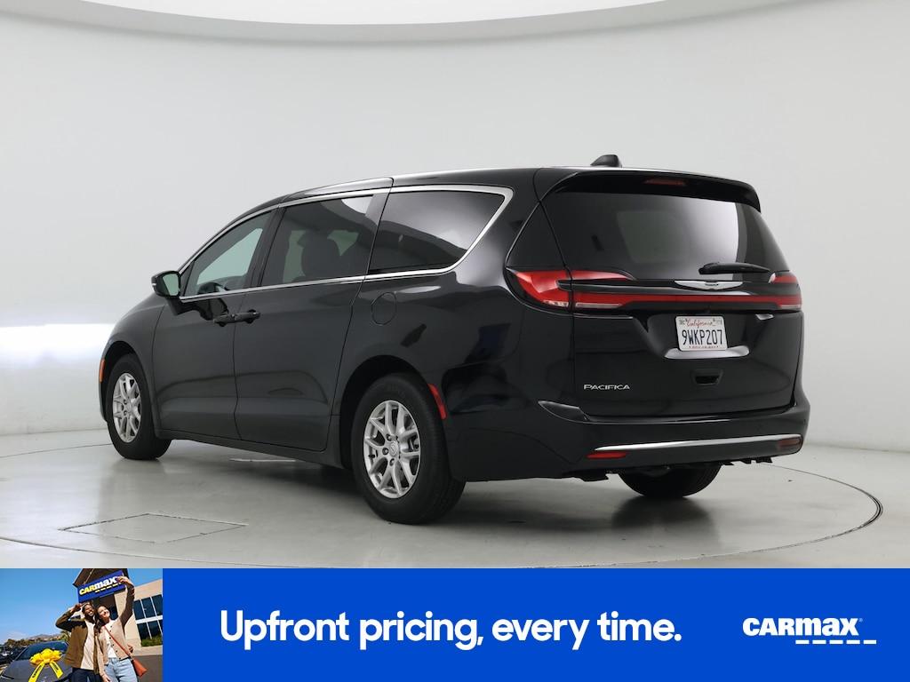 used 2026 Chrysler Pacifica car, priced at $37,998