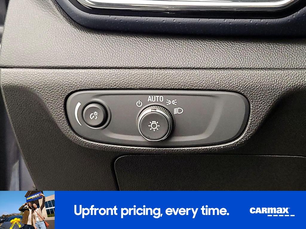 used 2023 Chevrolet Bolt EUV car, priced at $24,998